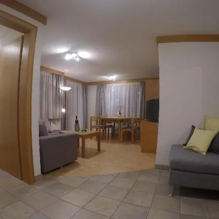 Swiss Appartement-fewo 2-bettwohnung Nr- 5 By Interhome